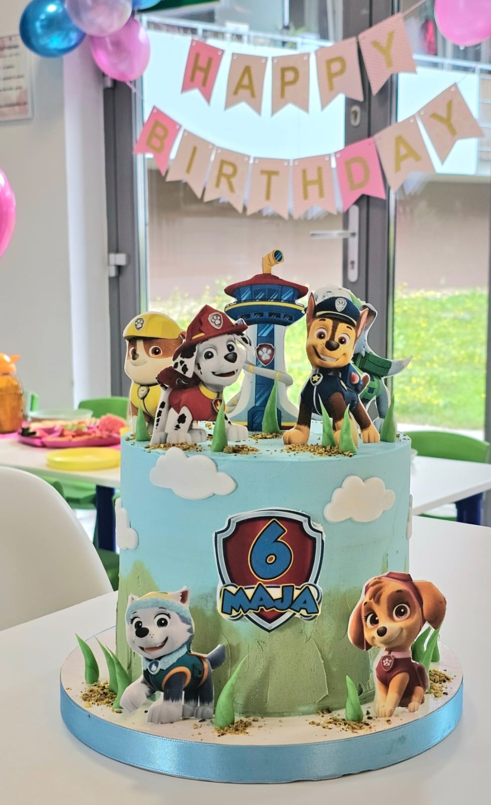 Tort urodzinowy Psi Patrol z figurkami piesków